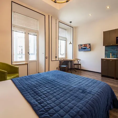 Dayflat On Mykhailivs'ka * Kyiv