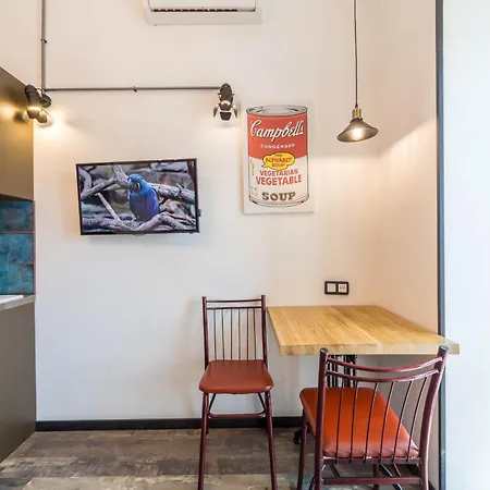 Dayflat On Mykhailivs'ka Kyiv