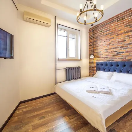 Dayflat On Mykhailivs'ka Apartment